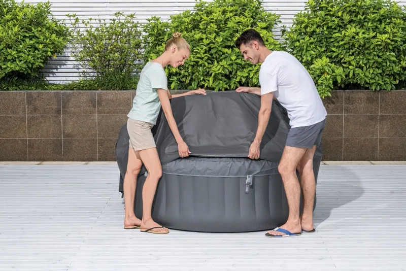 Bestway Lay-Z Spa Isolerende Beschermhoes - Ø 236 Cm 7 Bestway Lay-Z Spa Isolerende Beschermhoes - Ø 236 Cm - Afbeelding 5