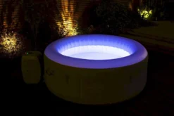 Bestway Lay-Z Spa Tahiti AirJet Opblaasbare Spa - 4 Persoons 40 Bestway Lay-Z Spa Tahiti AirJet Opblaasbare Spa - 4 Persoons -Spa Verwennerij 800 1200 60007 night scene 0013 pr web