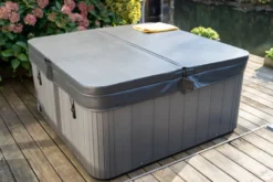 W'eau Spa Cover 235 X 235 Cm - Radius 18 Cm -Spa Verwennerij kopie van laj09922 2 1