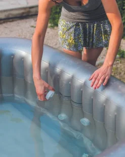 NetSpa Canyon Opblaasbare Spa - 4 Persoons -Spa Verwennerij netspa canyon opblaasbare jacuzzi 4persoons6